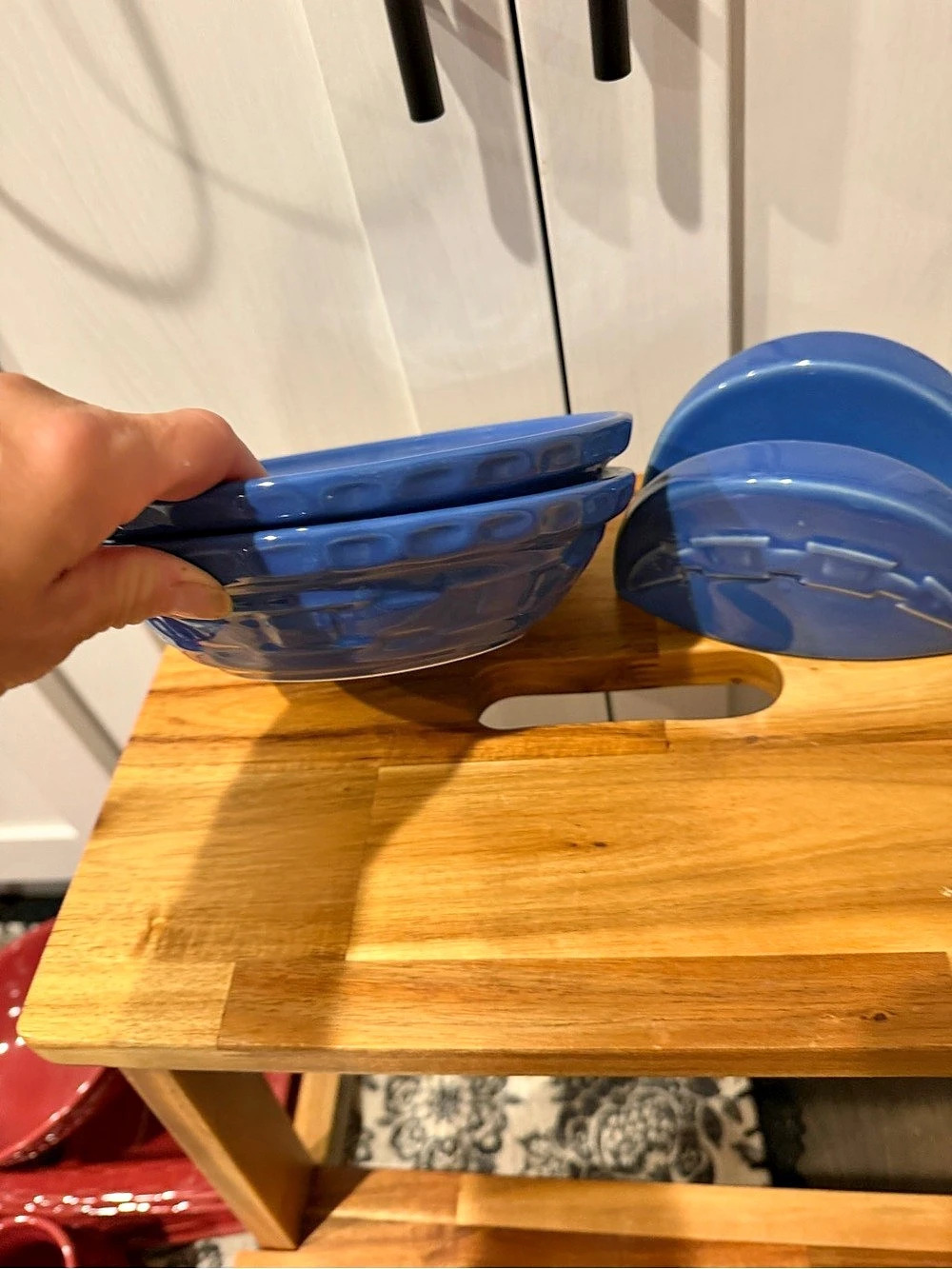 Longaberger Classic Rim Cereal Bowl in cornflower blue and taco holder in same c